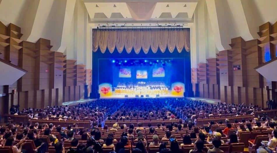 開演を待つ客席の様子 2026年8月31日